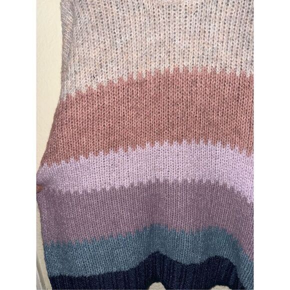 Democracy Women's Knit Pullover Sweater - Picture 7 of 7